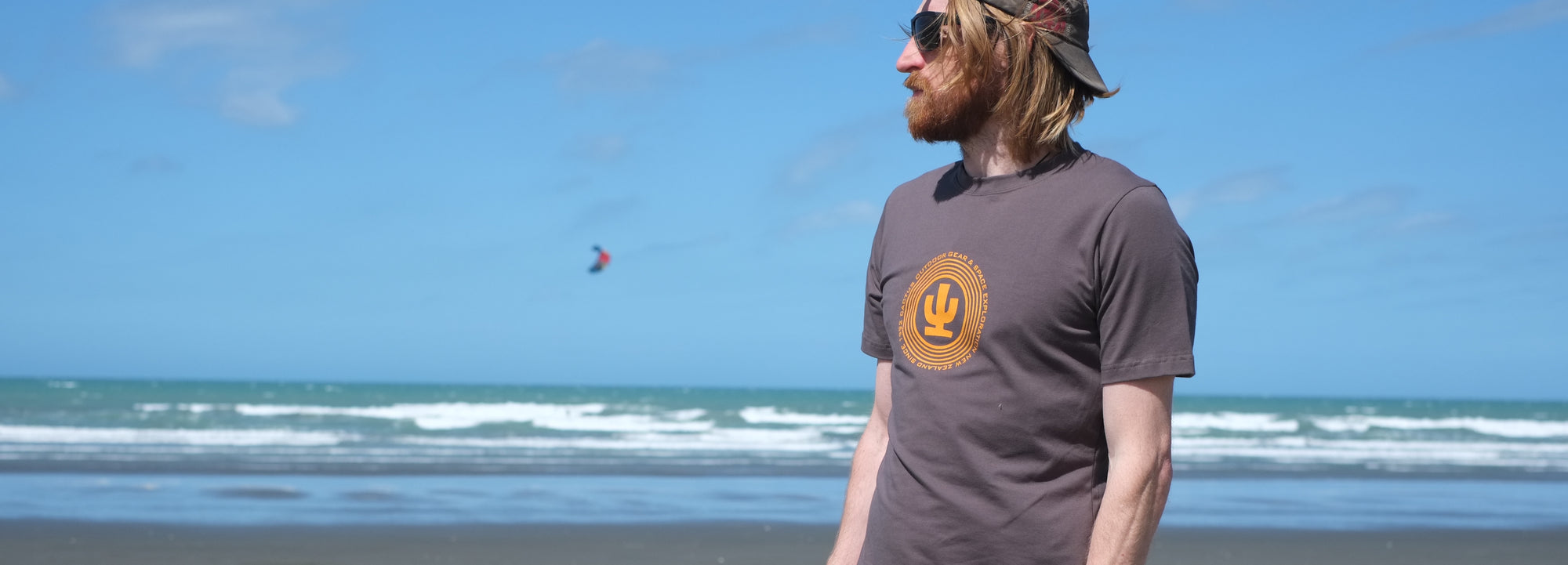 WOMEN'S TEES